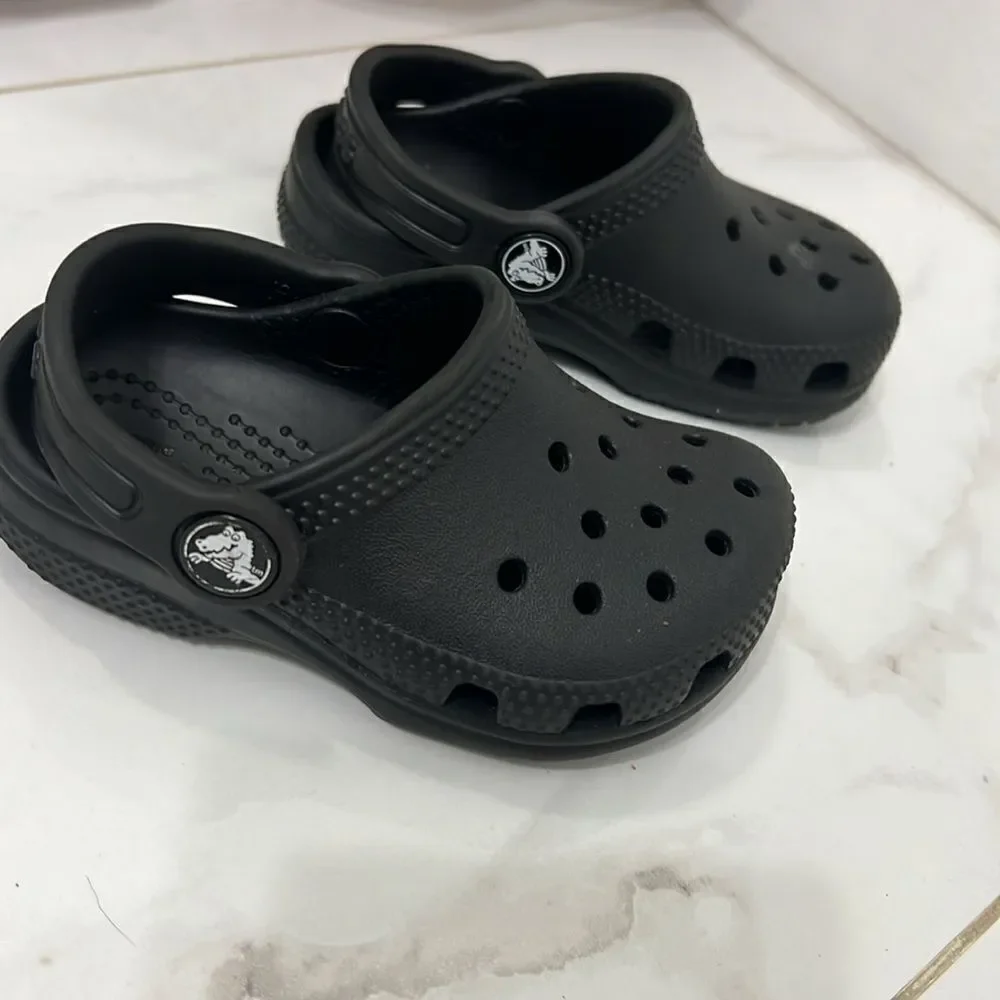 Baby Crocs - Toddler Shoes - Black - Size 6 - Excellent Condition